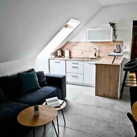 Lilly * Slivnica pri Mariboru