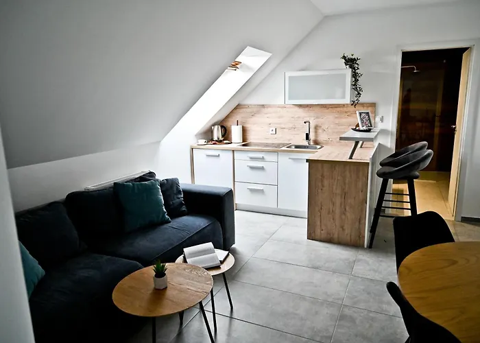 Lilly * Slivnica pri Mariboru